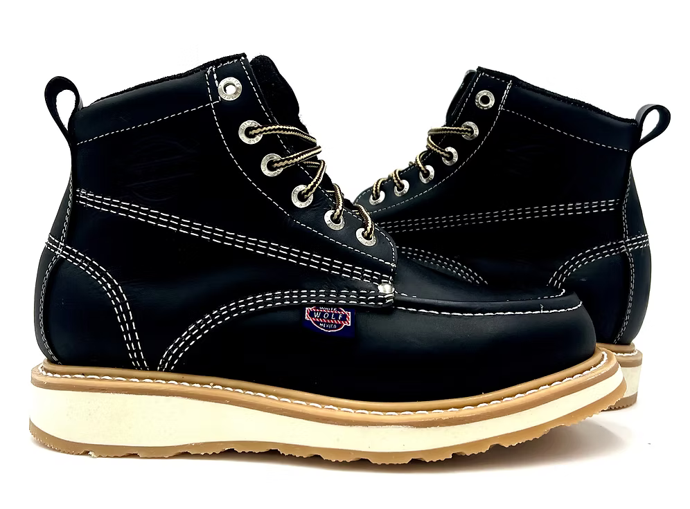 Fuerbo Boots Men”s WW–965 Classic Moc Toe Boot–Black