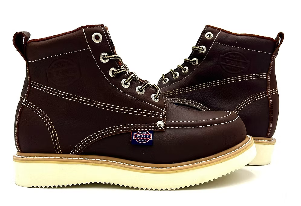 Fuerbo Boots Men”s WW–965 Classic Moc Toe–Grizzly Brown
