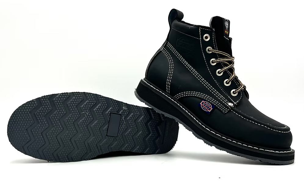 Fuerbo Boots Men”s WW–965 Black Classic Moc Toe Boot Safety Toe