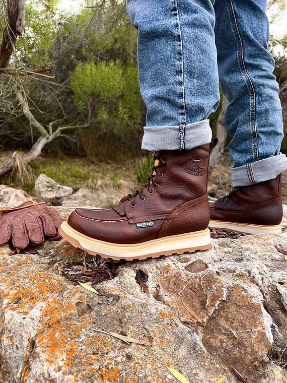 Fuerbo Boots Men”s SB–568 Classic Moc Toe