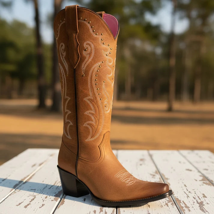 White Diamonds Women's Embroidered Snip Toe Cowgirl Boots – Tobacco