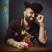 Silverton Men 200X Estilo Carin Leon con Plumas Western Cowboy Felt Hat - Black