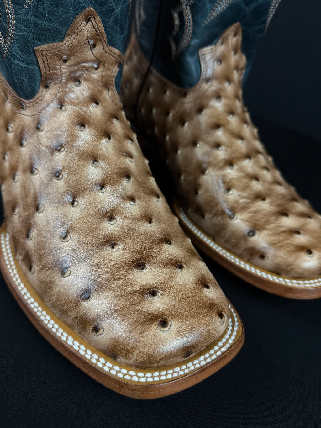 Reywelt Men's Ostrich Print Square Toe Cowboy Boots – Tan