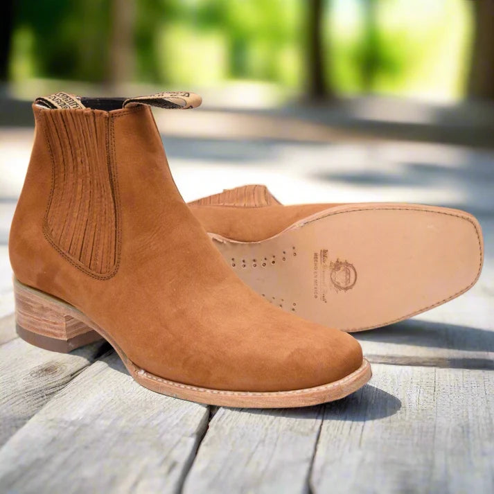 White Diamonds Men's Nubuck Square Toe Rodeo Ankle Boots – Tobacco