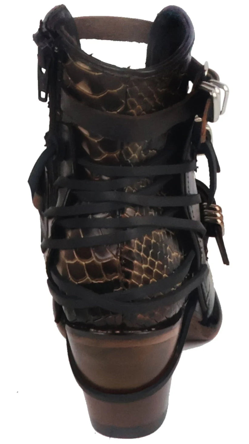 Women´s Silverton Crue All Leather Round Toe Short Boots-Desert