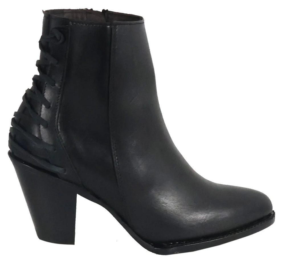 Women´s Silverton Walker All Leather Snip Toe Short Boots-Black