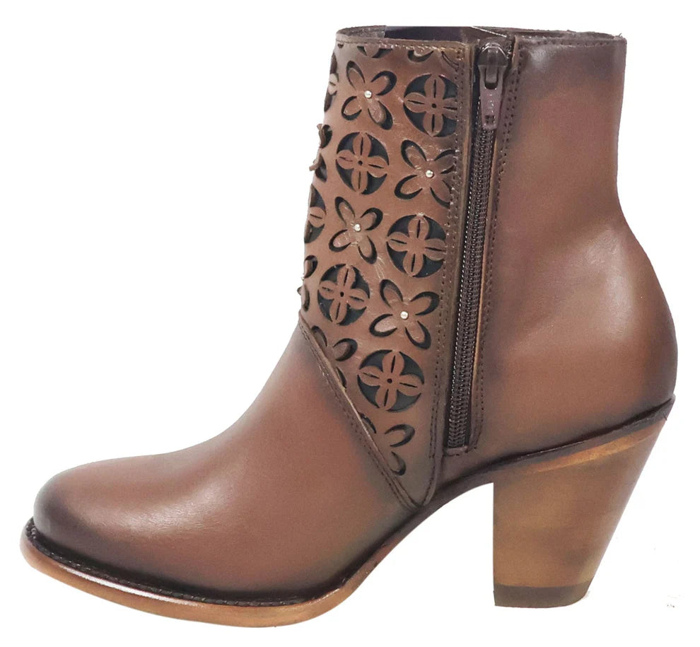 Women´s Silverton Reese All Leather Round Toe Short Boots-Brown