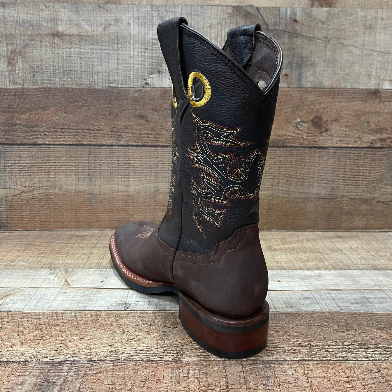 Men's Rodeo Cowboy Square Toe Boots Est. 900 Brown