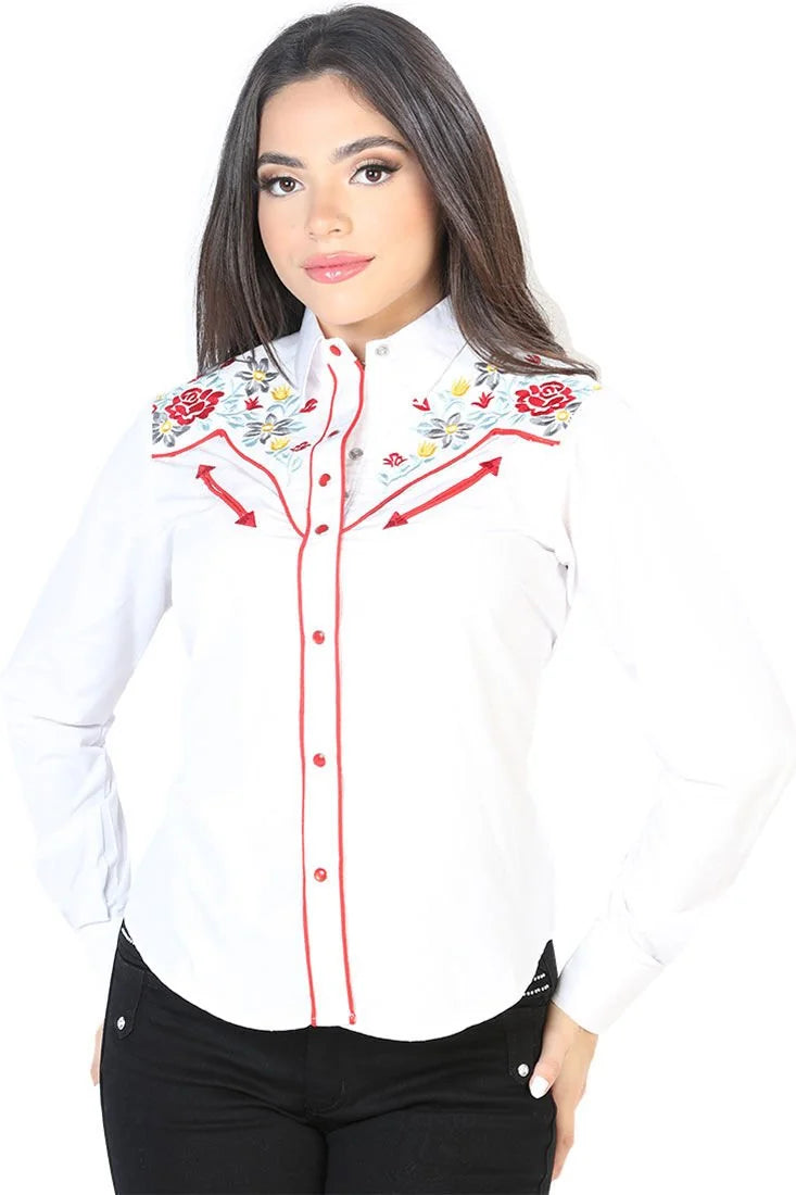 El General  Women’s Blusa Vaquera Blanca Con Flores Rojas Y Amarillas 126686