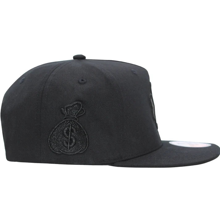 FERRETI HATS PREMIUM FT09 Trebol Baseball Cap For Men - Black/White - OriginalWestern.com