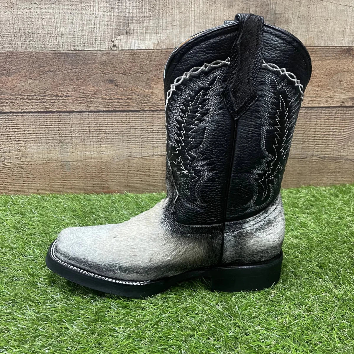 Men's Western Cowboy Genuine Cowhide Leather and Genuine Cow Hair Boots Est. 744 White/Black - OriginalWestern.com