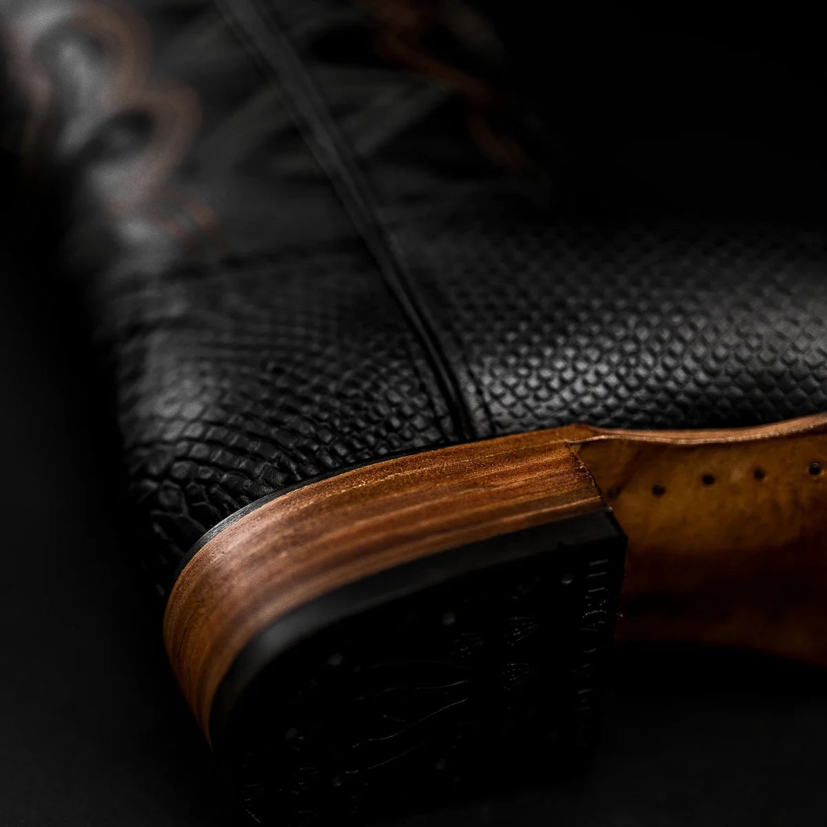 Rodeo Cartie Men”s Mamba Strike Phyton Square Toe Boot–Belt Combo–Midnight - OriginalWestern.com