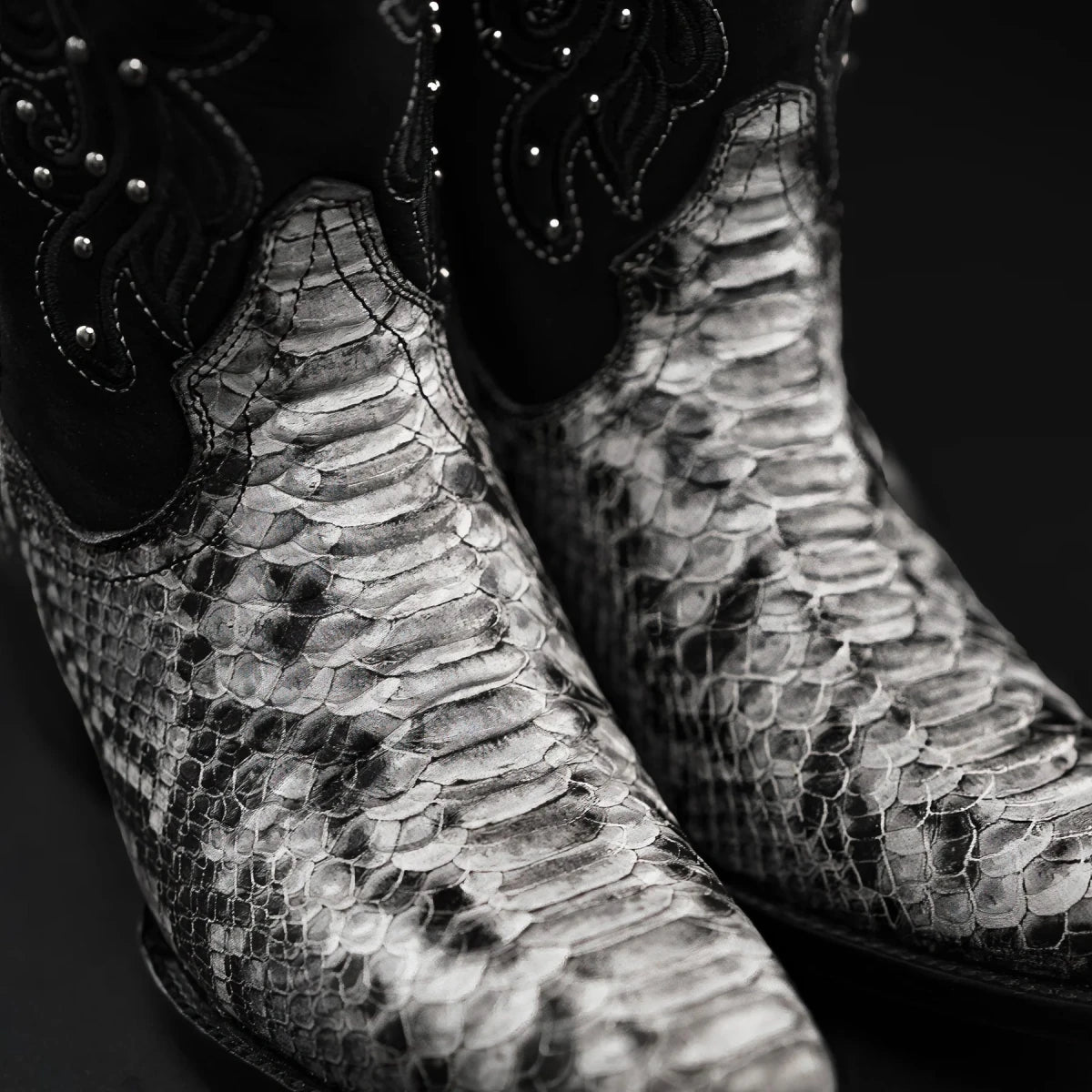 Rodeo Cartie Women´s Black Window Phyton Tribute Snip Toe Boots–Natural - OriginalWestern.com