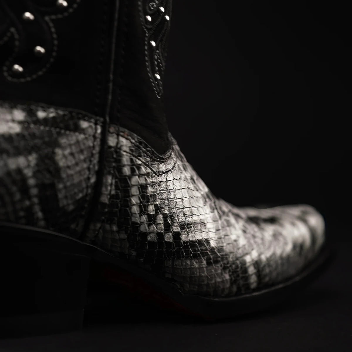 Rodeo Cartie Women´s Black Window Phyton Tribute Snip Toe Boots–Natural - OriginalWestern.com