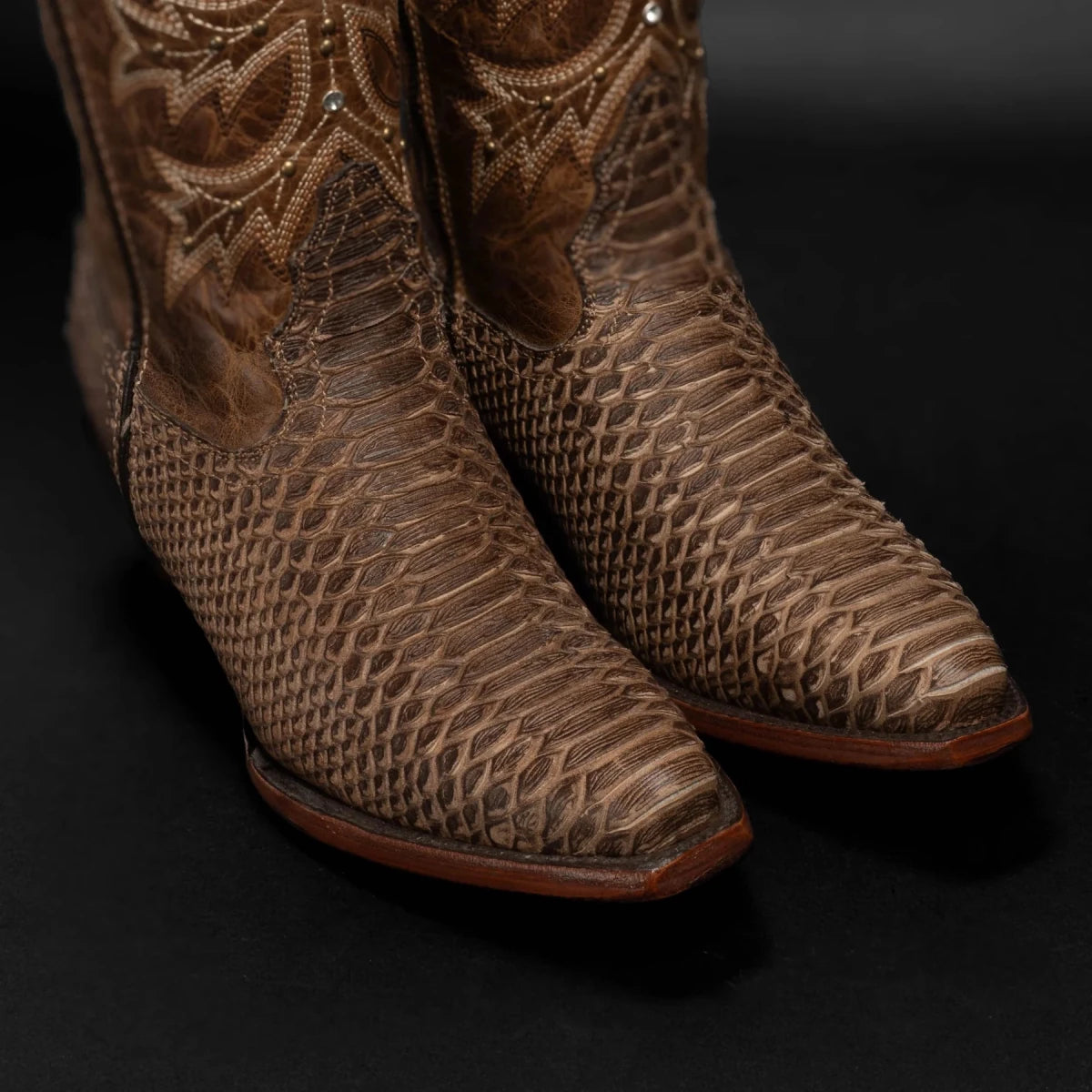 Rodeo Cartie Women´s Savage Belle Phyton Tribute Snip Toe Boot–Oryx - OriginalWestern.com