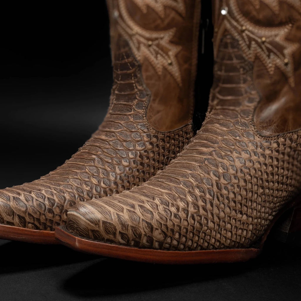 Rodeo Cartie Women´s Savage Belle Phyton Tribute Snip Toe Boot–Oryx - OriginalWestern.com