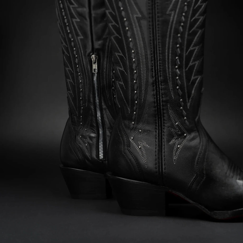 Rodeo Cartie Women´s Savage Belle Snip Toe Boots–Black - OriginalWestern.com