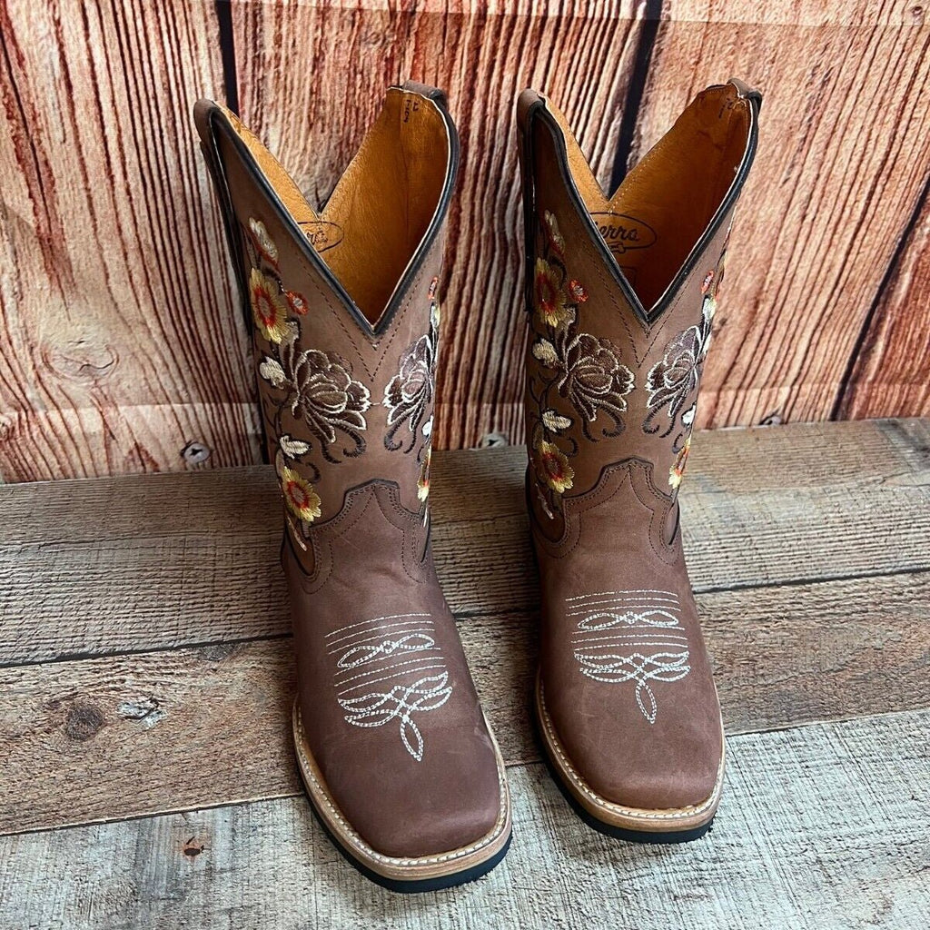 Women's Cowgirl Rodeo Boots Wide Calf Est. 709 - OriginalWestern.com